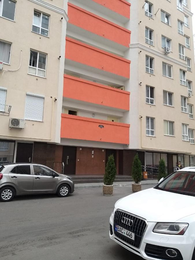 Vip Apartment For Lovers In Chişinău Esterno foto
